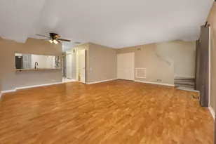 1604 Pebble Beach Cir, Elgin, IL 60123 - Photo 13