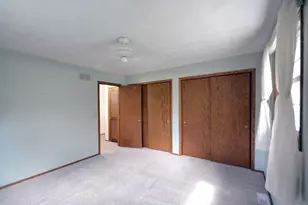 2645 N Evergreen Ave, Waukegan, IL 60087 - Photo 17