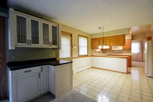 2645 N Evergreen Ave, Waukegan, IL 60087 - Photo 15