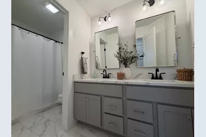 1 Deerfield Court, Bloomington, IL 61705 - Photo 43