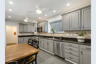 10337 S Hamilton Avenue, Chicago, IL 60643 - Photo 9