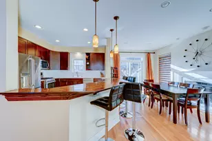 72 N Southport Dr, Mundelein, IL 60060 - Photo 5