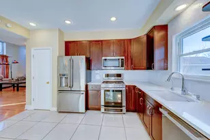 72 N Southport Dr, Mundelein, IL 60060 - Photo 9