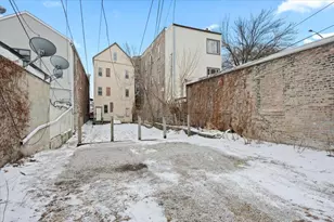 934 W 35th Pl, Chicago, IL 60609 - Photo 3