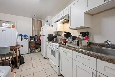 934 W 35th Place, Chicago, IL 60609 - Photo 13