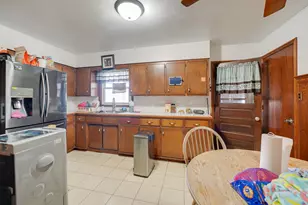 319 Morris St, Joliet, IL 60436 - Photo 5