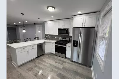 5517 Essex Road, Lisle, IL 60532 - Photo 3