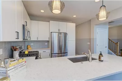 3S492 Barkley Avenue #19-4, Warrenville, IL 60555 - Photo 11