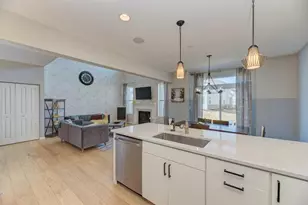 3S492 Barkley Ave, Warrenville, IL 60555 - Photo 15