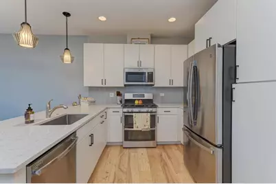 3S492 Barkley Avenue #19-4, Warrenville, IL 60555 - Photo 13