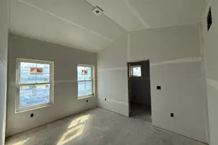 403 E Larmon St, Tolono, IL 61880 - Photo 5