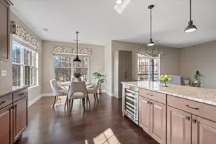 2701 Commons Dr, Glenview, IL 60026 - Photo 9