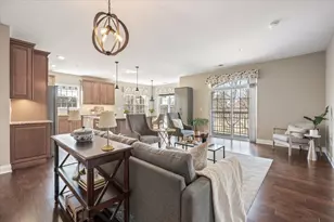 2701 Commons Dr, Glenview, IL 60026 - Photo 3