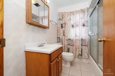 128 S Michigan Avenue, Addison, IL 60101 - Photo 17