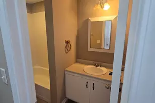 4311 E Wonder Lake Rd, Wonder Lake, IL 60097 - Photo 17