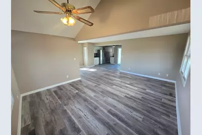 4311 E Wonder Lake Road, Wonder Lake, IL 60097 - Photo 9