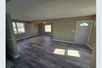 4311 E Wonder Lake Road, Wonder Lake, IL 60097 - Photo 7