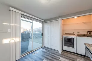 2053 Westview Ln, Round Lake Beach, IL 60073 - Photo 7