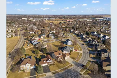 1242 Bristol Drive W, Sycamore, IL 60178 - Photo 41