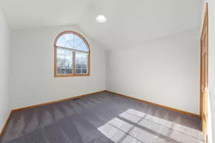 1242 Bristol Dr W, Sycamore, IL 60178 - Photo 23