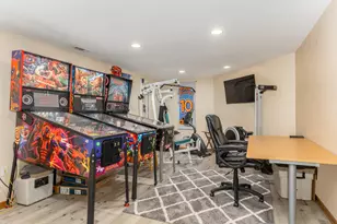 277 Little Stonegate Ct, Cary, IL 60013 - Photo 23