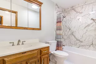 277 Little Stonegate Ct, Cary, IL 60013 - Photo 19