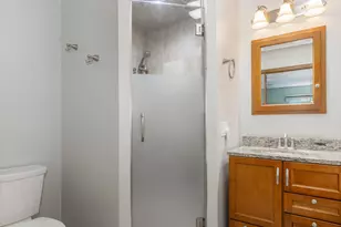 277 Little Stonegate Ct, Cary, IL 60013 - Photo 13