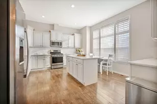 2616 Barrington Cir, Naperville, IL 60564 - Photo 7