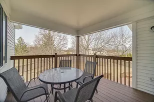 2873 Whispering Oaks Dr, Buffalo Grove, IL 60089 - Photo 11