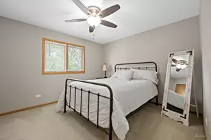 805 Edgewater Dr, Minooka, IL 60447 - Photo 25