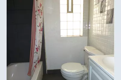 1617 W 38th Place, Chicago, IL 60609 - Photo 9