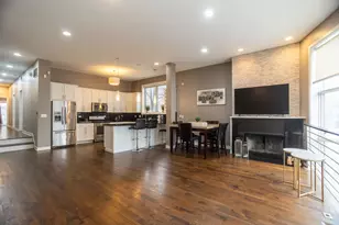 1500 W Grand Ave, Chicago, IL 60642 - Photo 3