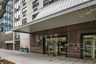 1313 N Ritchie Ct, Chicago, IL 60610 - Photo 1