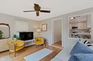 4550 W Thorndale Ave, Chicago, IL 60646 - Photo 9