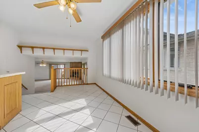 3733 N Normandy Avenue, Chicago, IL 60634 - Photo 9