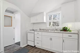 10219 W Illinois Ave, Beach Park, IL 60099 - Photo 3