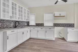 43 N Menard Ave, Chicago, IL 60644 - Photo 7