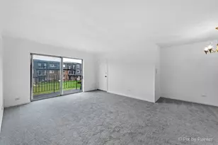 9407 Bay Colony Dr, Des Plaines, IL 60016 - Photo 7