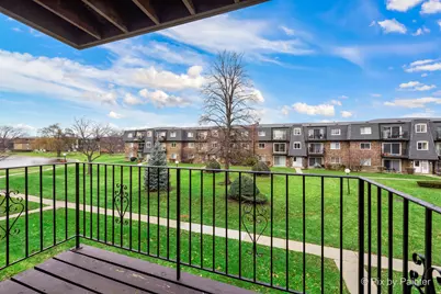 9407 Bay Colony Drive #2W, Des Plaines, IL 60016 - Photo 5