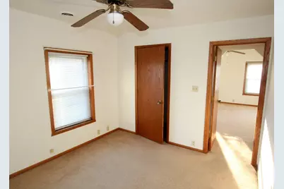 609 1/2 Blakely Street #609, Woodstock, IL 60098 - Photo 5