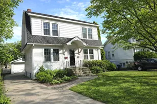 251 S Oakland, Elmhurst, IL 60126 - Photo 1