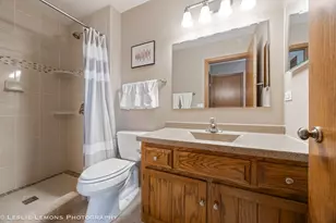 2469 Lakeside Dr, Aurora, IL 60504 - Photo 11