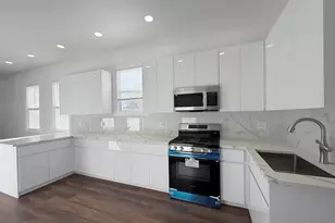 2982 S Lyman St, Chicago, IL 60608 - Photo 9