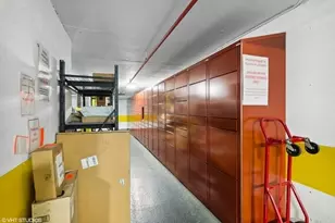 4170 N Marine Dr, Chicago, IL 60613 - Photo 15