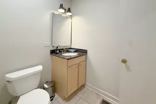 2301 W Belmont Ave, Chicago, IL 60618 - Photo 23