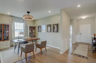 1638 Patterson Ave, North Aurora, IL 60542 - Photo 3