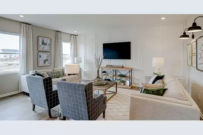 1638 Patterson Avenue, North Aurora, IL 60542 - Photo 9