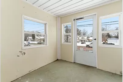 136 S Butrick Street, Waukegan, IL 60085 - Photo 11