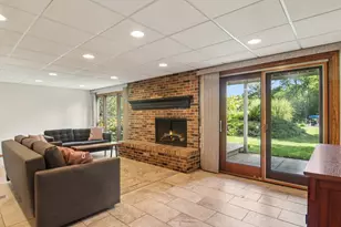 39563 N Channel View Dr, Antioch, IL 60002 - Photo 11