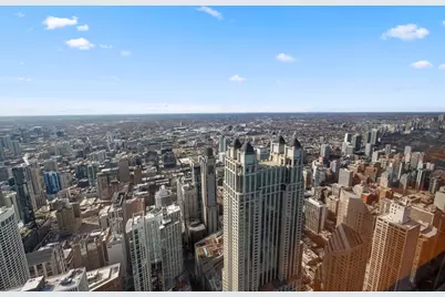 175 E Delaware Place #8401-02, Chicago, IL 60611 - Photo 25